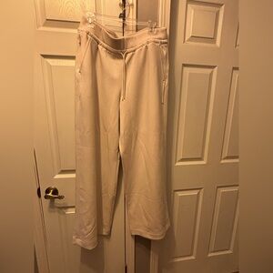 NWOT Athleta XL Allure High Rise Pant- color bone.